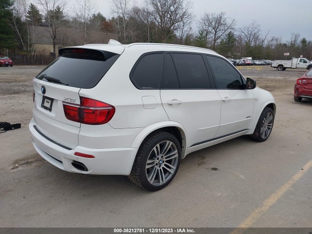 2013 BMW X5 XDRIVE50I VIN: 5UXZV8C59D0C15883