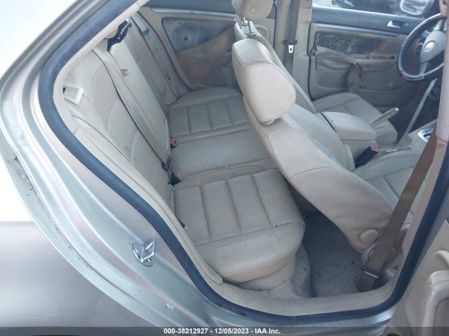 2006 VOLKSWAGEN JETTA 2.5 VIN: 3VWSF71K86M680930