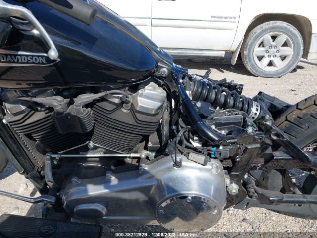 2018 HARLEY-DAVIDSON FLSL 1HD1YDJ12JC081965 Photo 8