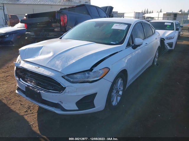 Ford FUSION SE 2019 3FA6P0HDXKR232126 Image 2