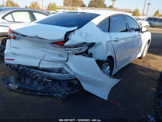 Ford FUSION SE 2019 3FA6P0HDXKR232126 Image 4