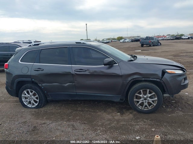 2017 JEEP CHEROKEE LATITUDE FWD VIN: 1C4PJLCB8HW540778