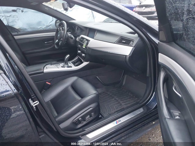 BMW 535i Xdrive 2016 WBA5B3C5XGG253009 Image 5