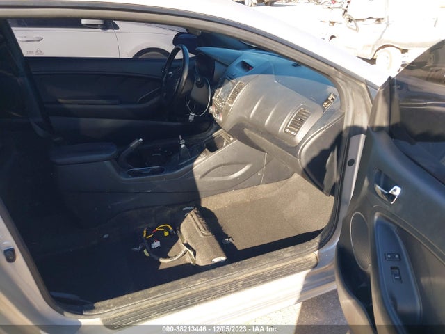 KIA Forte Koup Sx 2015 KNAFZ6A39F5368584 Image 5