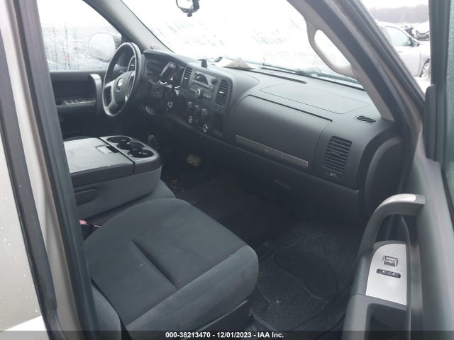 2009 CHEVROLET SILVERADO 1500 LT VIN: 1GCEC29079Z143645
