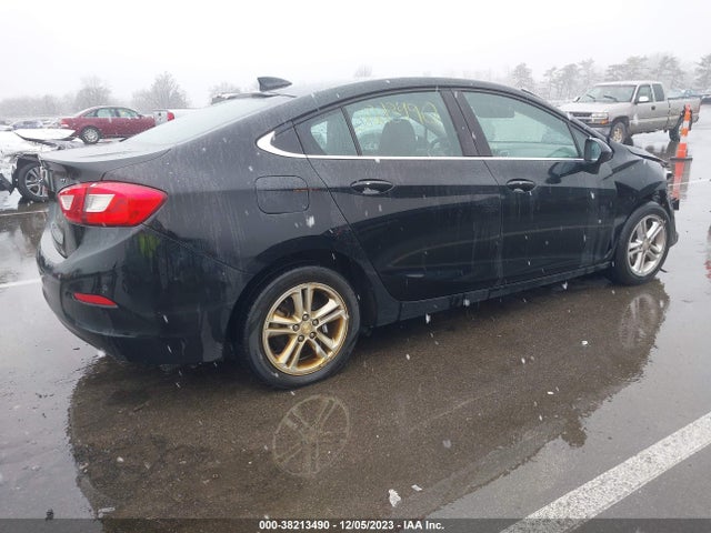 Chevrolet Cruze Lt Auto 2018 1G1BE5SM9J7135292 Image 4
