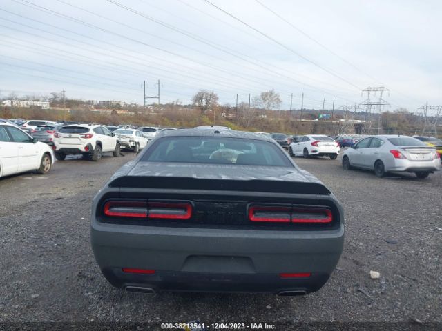 2C3CDZAG0PH586808 Dodge Challenger Sxt