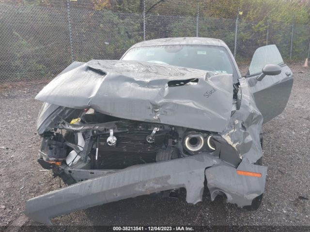 2C3CDZAG0PH586808 Dodge Challenger Sxt