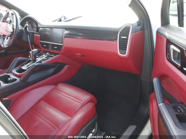 2020 PORSCHE CAYENNE WP1AA2AY3LDA06596 Photo 4