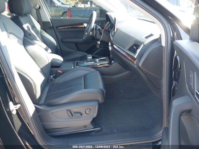 WA1BNAFY1K2072470 Audi Q5 45 Premium