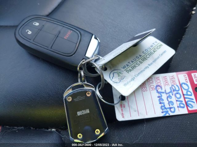 2019 JEEP CHEROKEE 1C4PJMBX3KD314475 Photo 10