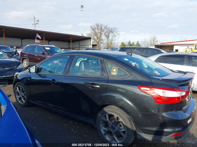 2014 FORD FOCUS SE VIN: 1FADP3F26EL371375