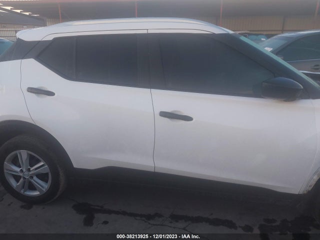 2019 NISSAN KICKS S VIN: 3N1CP5CU4KL526497
