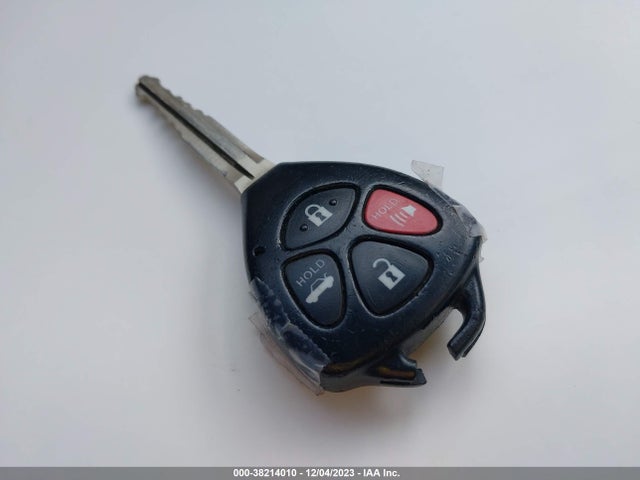 2011 TOYOTA CAMRY LE VIN: 4T1BF3EK8BU137326