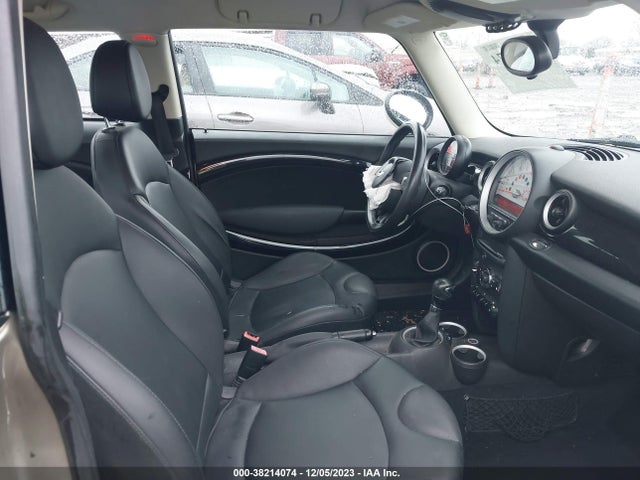 2011 MINI COOPER WMWSU3C50BT094210 Photo 4