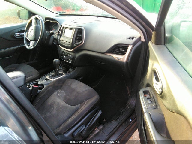 2016 JEEP CHEROKEE ALTITUDE VIN: 1C4PJMCB2GW210672