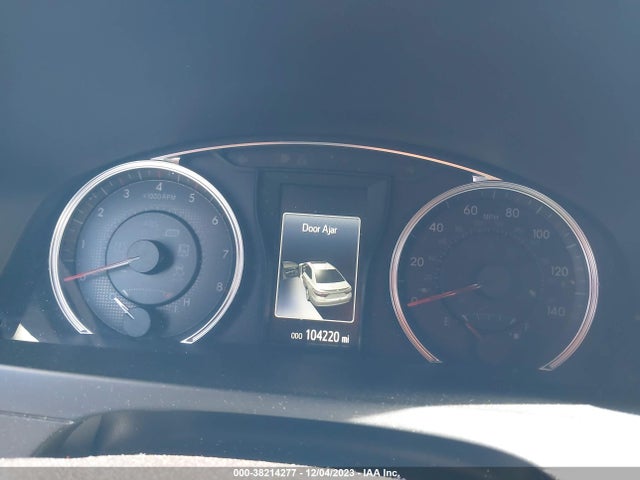 2017 TOYOTA CAMRY SE VIN: 4T1BF1FK4HU625975