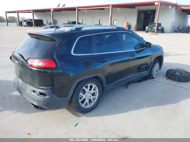 1C4PJLLB9JD538460 Jeep Cherokee Latitude Plus Fwd
