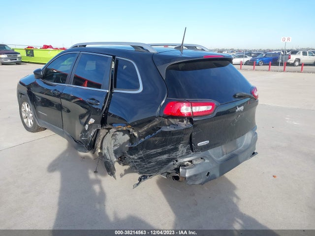 1C4PJLLB9JD538460 Jeep Cherokee Latitude Plus Fwd