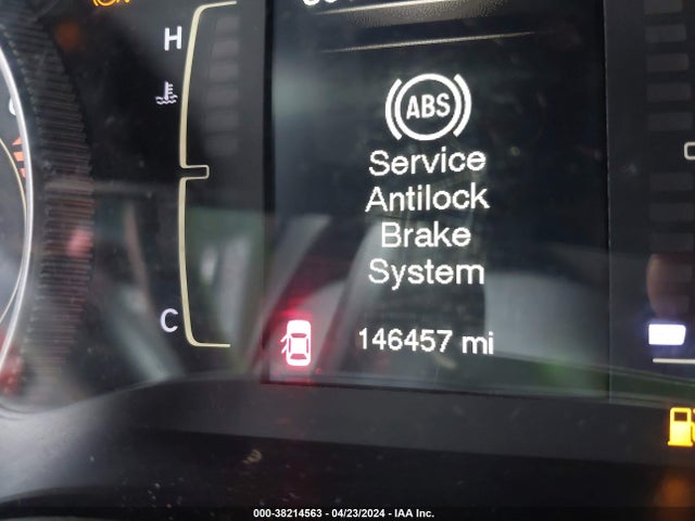 1C4PJLLB9JD538460 Jeep Cherokee Latitude Plus Fwd