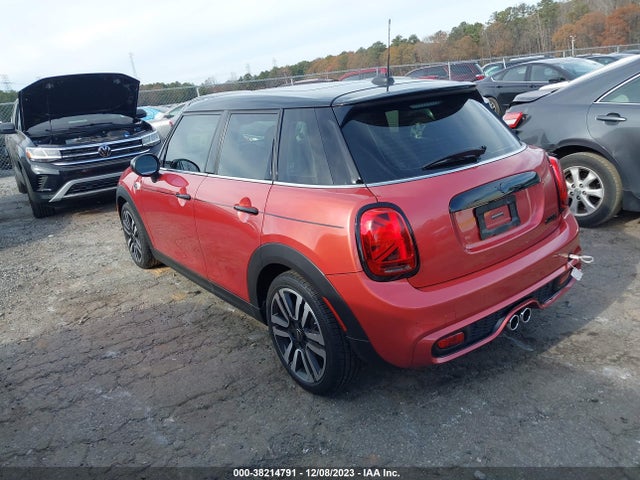 2021 MINI HARDTOP WMWXU9C02M2N40069 Photo 2