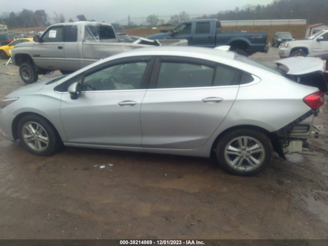 Chevrolet Cruze Lt Auto 2018 1G1BE5SM9J7108335 Image 14