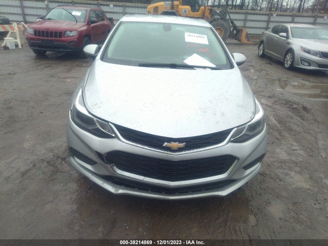 Chevrolet Cruze Lt Auto 2018 1G1BE5SM9J7108335 Image 11
