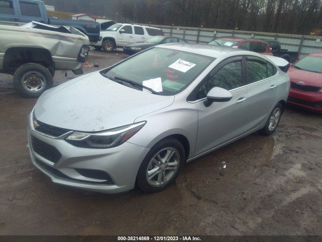 Chevrolet Cruze Lt Auto 2018 1G1BE5SM9J7108335 Image 2