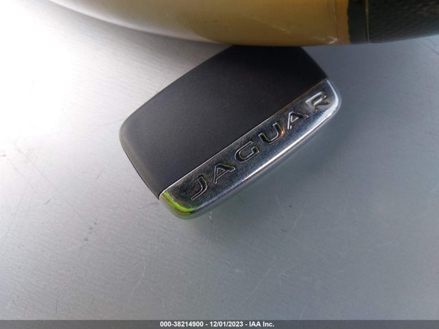 2015 JAGUAR XF SAJWA0F74F8U49074 Photo 10