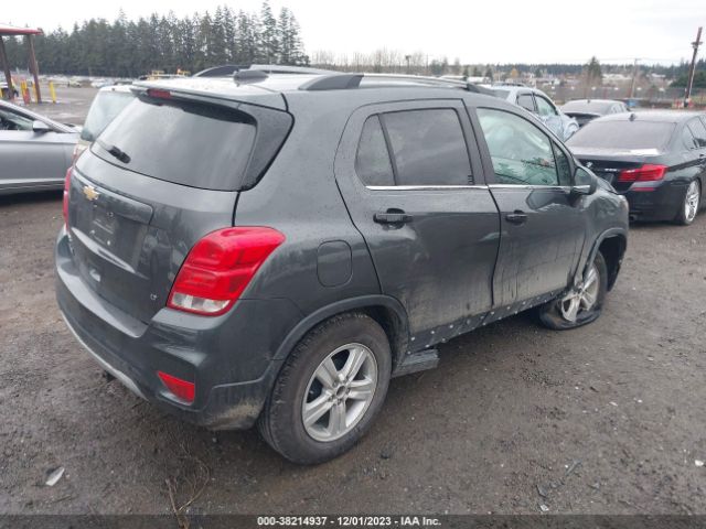 KL7CJLSBXJB592052 Chevrolet Trax Lt