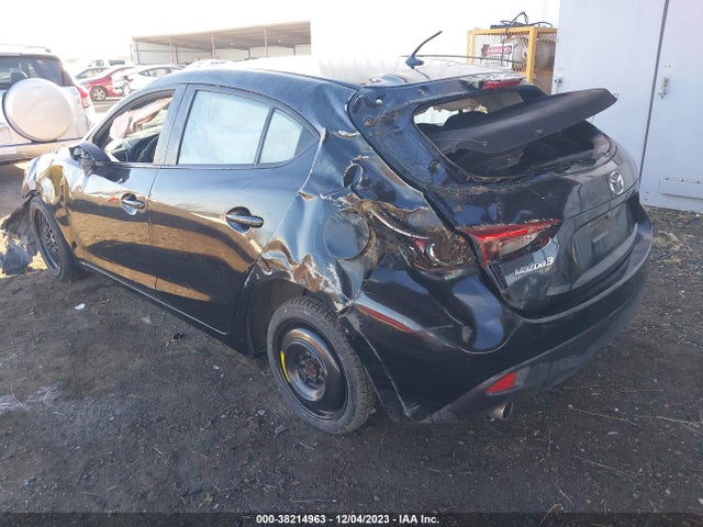 JM1BM1L79E1168328 Mazda Mazda3 I Touring