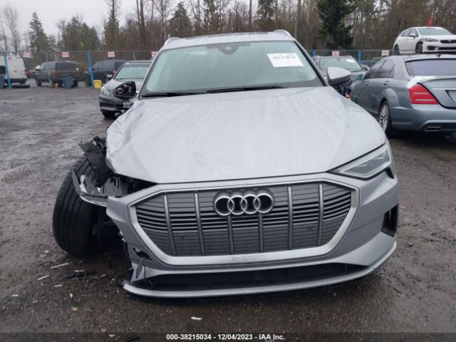 WA1AAAGE2NB023987 Audi E-tron Premium Quattro