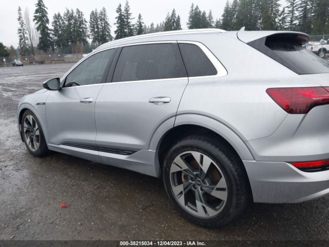 WA1AAAGE2NB023987 Audi E-tron Premium Quattro