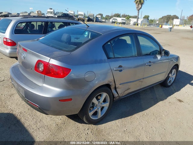2006 MAZDA MAZDA3 I VIN: JM1BK32F061471400