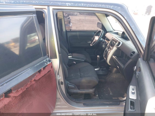 2005 SCION XB BASE A4 VIN: JTLKT324254026749