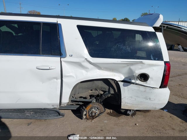 Chevrolet Suburban Lt 2017 1GNSCHKC2HR279083 Image 6