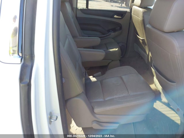 Chevrolet Suburban Lt 2017 1GNSCHKC2HR279083 Image 8