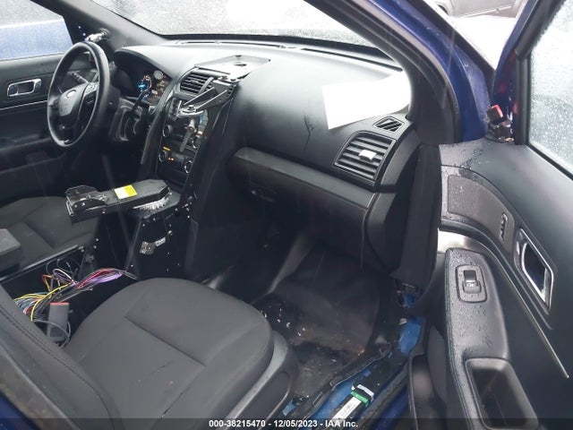 Ford Utility Police Interceptor 2016 1FM5K8AR1GGA48518 Image 5