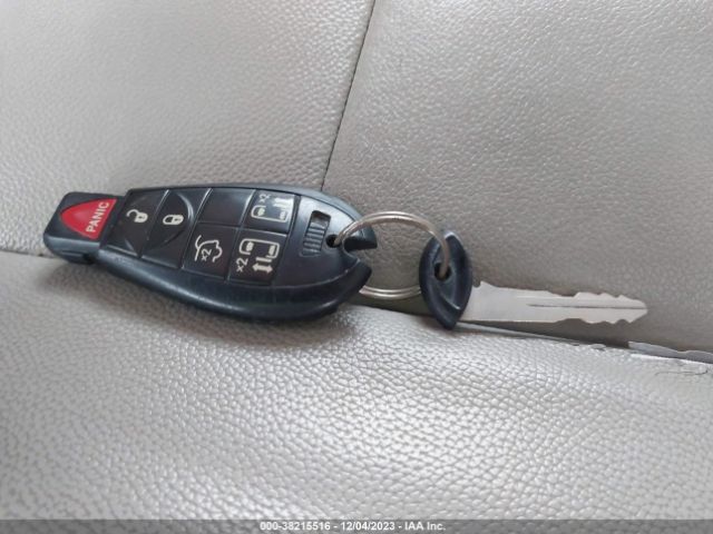 2013 CHRYSLER TOWN & COUNTRY 2C4RC1BG8DR643027 Photo 10