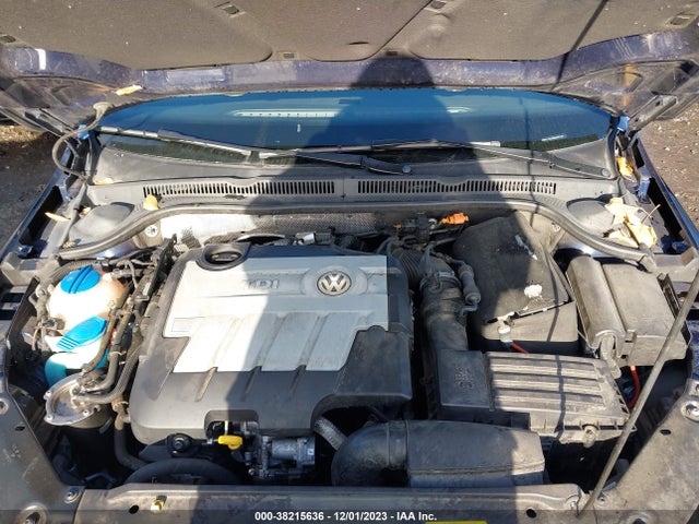 2014 VOLKSWAGEN JETTA 2.0L TDI VIN: 3VWLL7AJ0EM385128