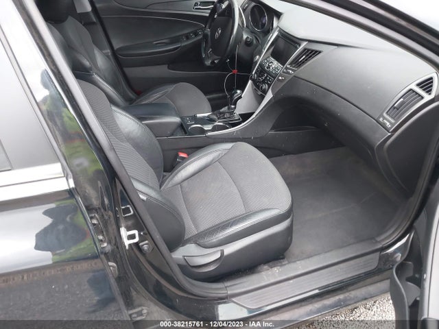2013 HYUNDAI SONATA SE 2.0T VIN: 5NPEC4AB8DH753532