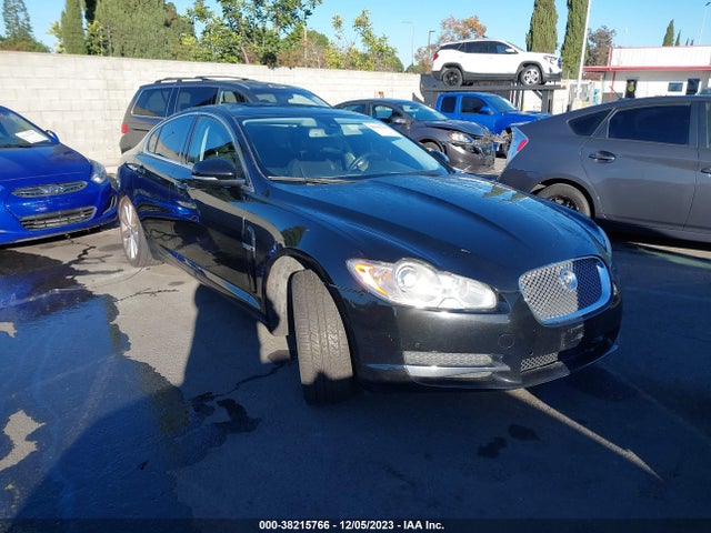2010 JAGUAR XF SAJWA0GB7ALR57161 Photo 0
