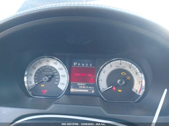 2010 JAGUAR XF SAJWA0GB7ALR57161 Photo 6