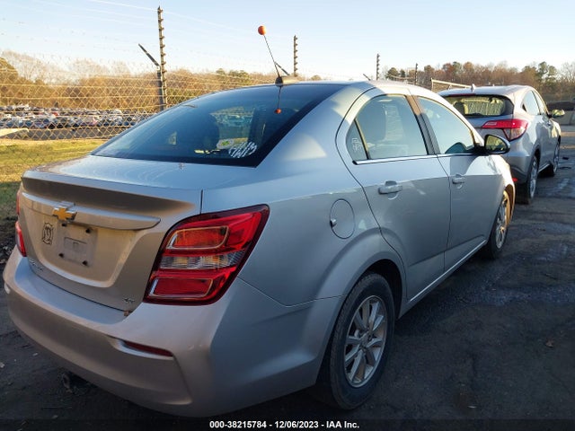 Chevrolet Sonic Lt Auto 2017 1G1JD5SHXH4142345 Image 4