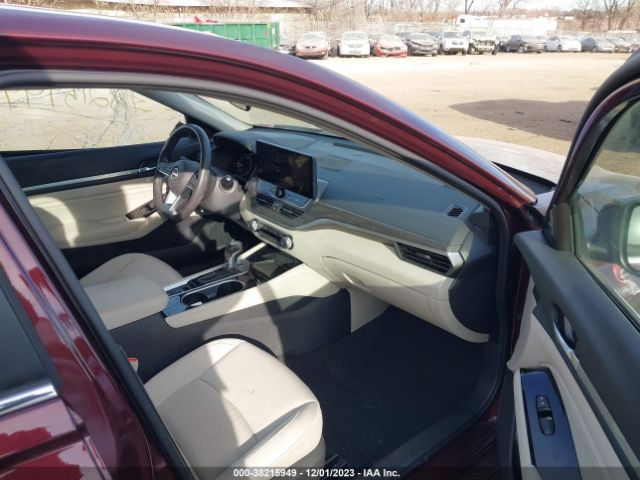 1N4BL4DW6PN312123 Nissan Altima Sv Intelligent Awd