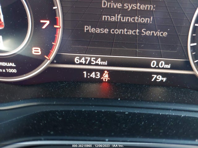 WA1BNAFY2J2223850 Audi Q5 2.0t Tech Premium/2.0t Premium