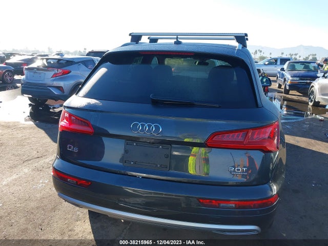 WA1BNAFY2J2223850 Audi Q5 2.0t Tech Premium/2.0t Premium