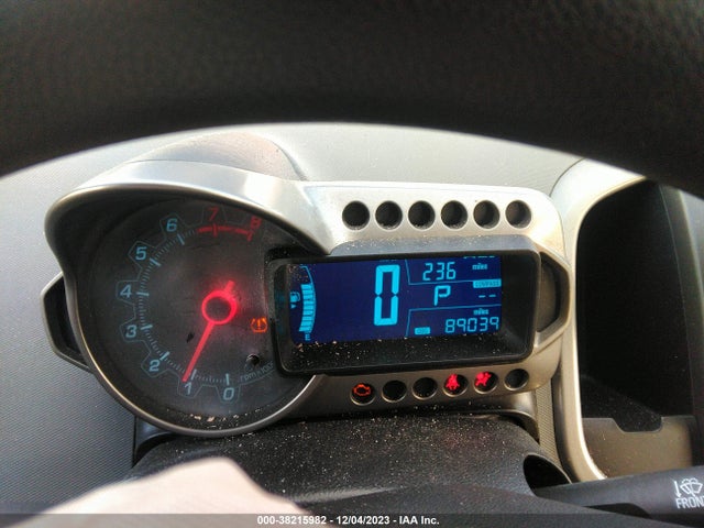 Chevrolet Sonic Lt Auto 2016 1G1JC6SG2G4113159 Image 7