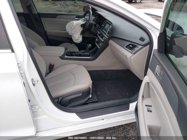2018 HYUNDAI SONATA SEL VIN: 5NPE34AF5JH603201
