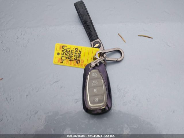 2021 HYUNDAI KONA KM8K3CA55MU659889 Photo 10